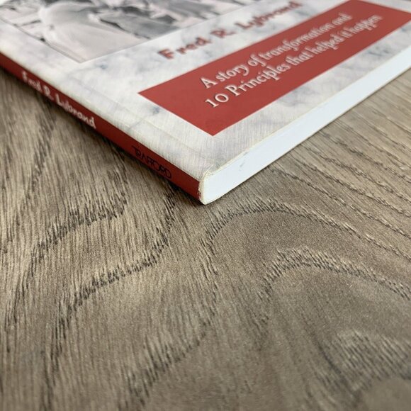 ABOUT LIFE AND UGANDA By Fred Ray Lybrand Paperback 2003 - Picture 4 of 8